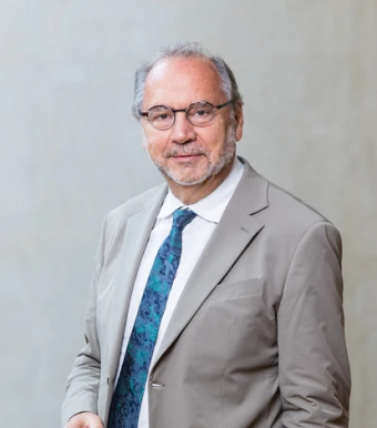 Dr. Peter Piot